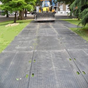 Plaque de roulage et plaque de calage